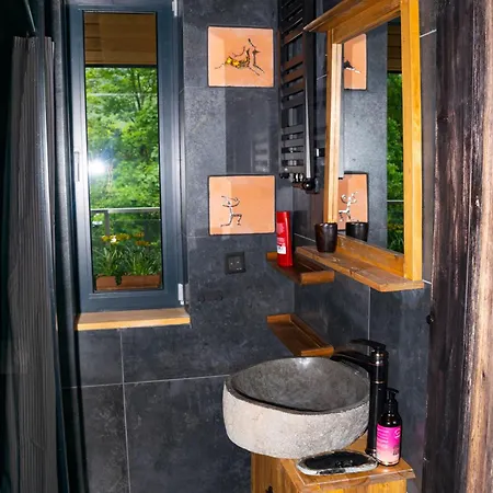 Apartment Spokoloko Ostoja Beskidy Afrykaloft *